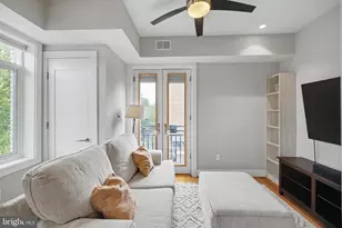 1211 G St SE, Washington, DC 20003 - Photo 10