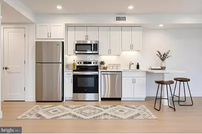 5408 First Place NW #208, Washington, DC 20011 - Photo 4