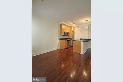 1121 24th Street NW #302, Washington, DC 20037 - Photo 10
