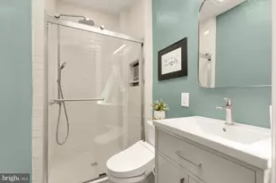 1820 Irving St NW, Washington, DC 20010 - Photo 14