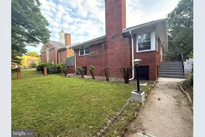 8020 Eastern Avenue NW, Washington, DC 20012 - Photo 1