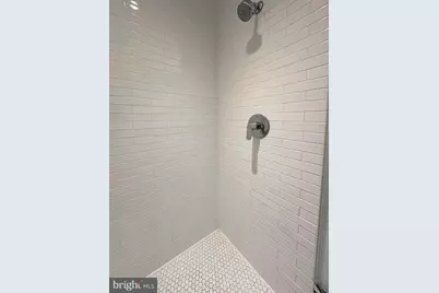 1011 M Street NW #208, Washington, DC 20001 - Photo 16