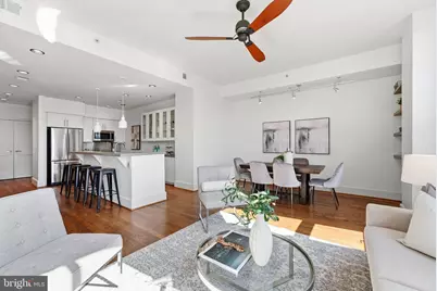 2100 11th Street NW #406, Washington, DC 20001 - Photo 2