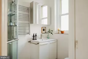 1835 Phelps Pl NW, Washington, DC 20008 - Photo 26