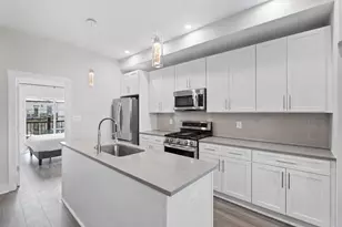 38 Randolph Pl NW, Washington, DC 20001 - Photo 4