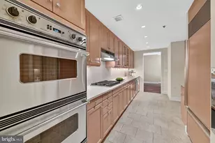 1155 23rd St NW, Washington, DC 20037 - Photo 8