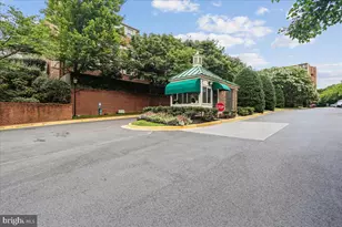 3217 Sutton Pl NW, Washington, DC 20016 - Photo 14
