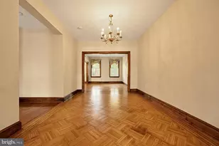 221 E St SE, Washington, DC 20003 - Photo 14