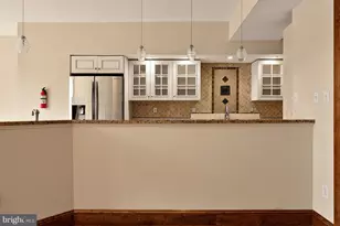 221 E St SE, Washington, DC 20003 - Photo 24
