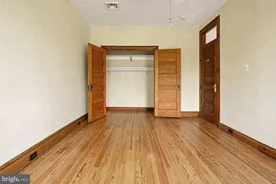 221 E Street SE, Washington, DC 20003 - Photo 46