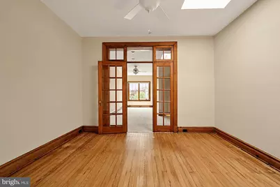 221 E Street SE, Washington, DC 20003 - Photo 34