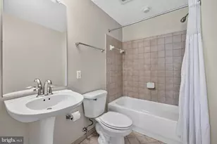 1390 Kenyon St NW, Washington, DC 20010 - Photo 20