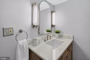 1726 17th St NW, Washington, DC 20009 - Photo 14
