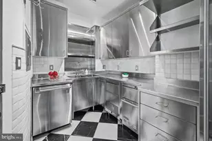 1026 16th St NW, Washington, DC 20036 - Photo 12