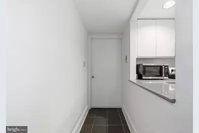 308 East Capitol Street NE #11, Washington, DC 20003 - Photo 32