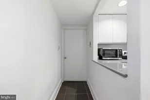 308 East Capitol St NE, Washington, DC 20003 - Photo 32