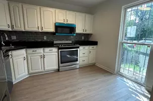 822 Wheeler Hill Dr SE, Washington, DC 20032 - Photo 4