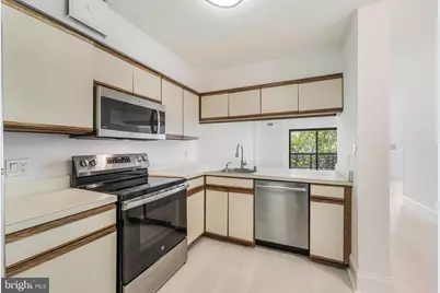 2320 Wisconsin Avenue NW #303, Washington, DC 20007 - Photo 6