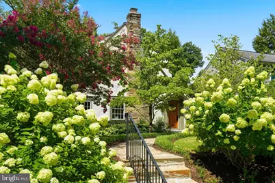 3024 45th Street NW, Washington, DC 20016 - Photo 2