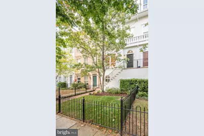 715 G Street SW, Washington, DC 20024 - Photo 60