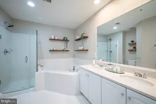 715 G St SW, Washington, DC 20024 - Photo 22