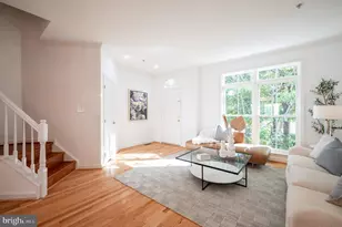 715 G St SW, Washington, DC 20024 - Photo 6