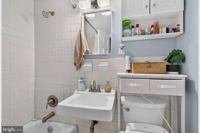 609 4th Street SW, Washington, DC 20024 - Photo 30