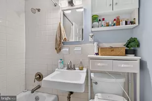 609 4th St SW, Washington, DC 20024 - Photo 30