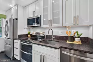 609 4th St SW, Washington, DC 20024 - Photo 4