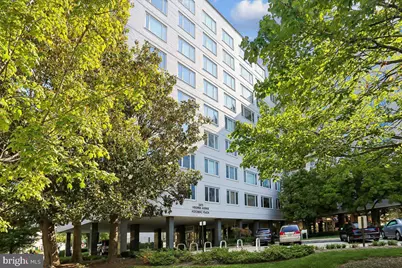 2475 Virginia NW #220, Washington, DC 20037 - Photo 2