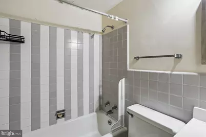 2475 Virginia NW #220, Washington, DC 20037 - Photo 14