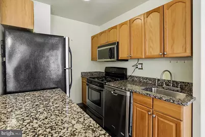 2475 Virginia NW #220, Washington, DC 20037 - Photo 8