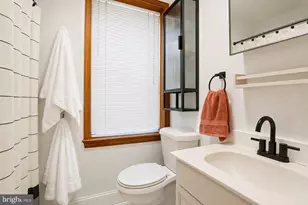 623 5th St NE, Washington, DC 20002 - Photo 16