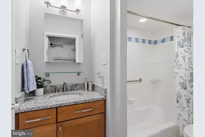 2201 L Street NW #409, Washington, DC 20037 - Photo 14