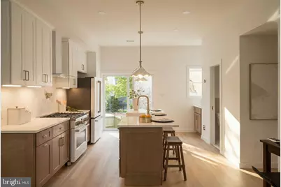 1827 Vermont Avenue NW, Washington, DC 20001 - Photo 2