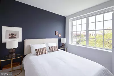 816 Potomac Avenue SE #203, Washington, DC 20003 - Photo 2