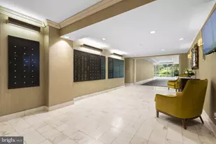 4201 Cathedral Ave NW, Washington, DC 20016 - Photo 14