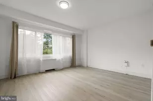 4201 Cathedral Ave NW, Washington, DC 20016 - Photo 12
