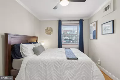 123 17th Street SE #2, Washington, DC 20003 - Photo 10