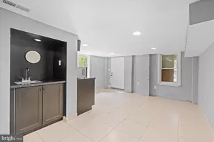 4718 Reservoir Rd NW, Washington, DC 20007 - Photo 18