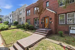 1231 Penn St NE, Washington, DC 20002 - Photo 2
