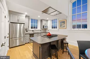 725 5th St SE, Washington, DC 20003 - Photo 4