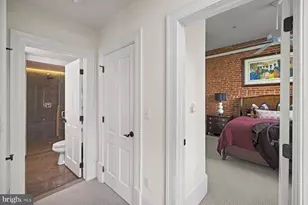 725 5th St SE, Washington, DC 20003 - Photo 8