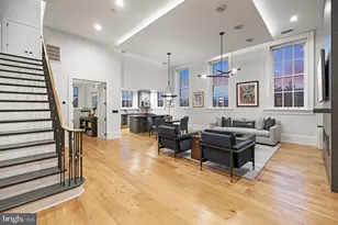 725 5th St SE, Washington, DC 20003 - Photo 1