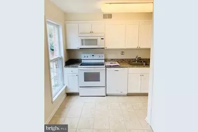 4436 Macarthur Boulevard NW #4B, Washington, DC 20007 - Photo 10