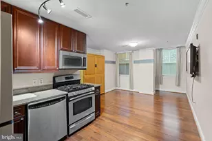 1210 R St NW, Washington, DC 20009 - Photo 8