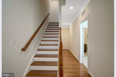 611 Totten Mews NE, Washington, DC 20017 - Photo 4