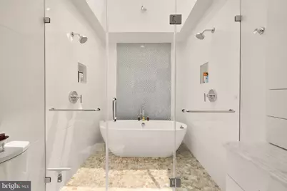 3043 West Lane Kys NW, Washington, DC 20007 - Photo 28