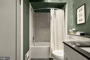 3043 W Ln Keys NW, Washington, DC 20007 - Photo 32