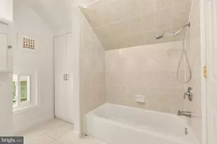 1231 Franklin St NE, Washington, DC 20017 - Photo 32